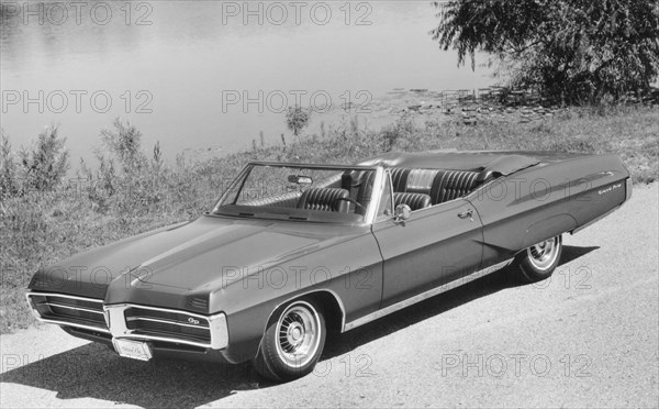1967 Pontiac Grand Prix convertible. Creator: Unknown.