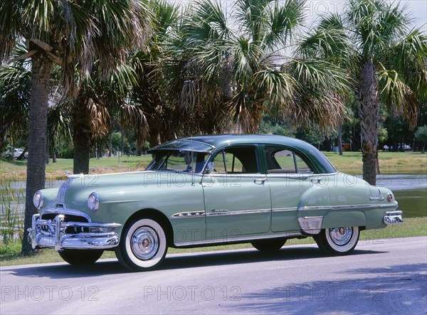 1951 Pontiac Chieftan De Luxe. Creator: Unknown.
