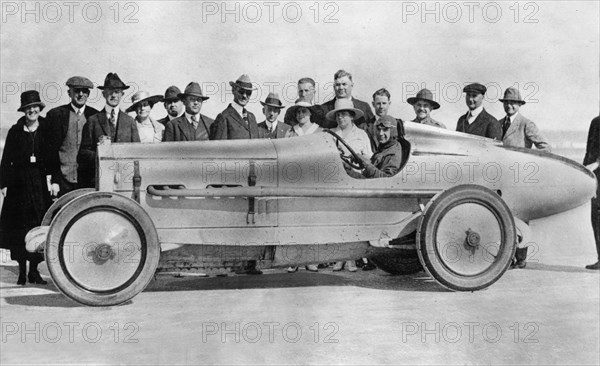 1919 Packard V12 Ralph de Palma. Creator: Unknown.