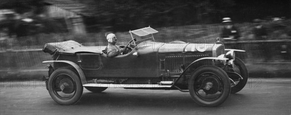 1925 Le Mans, Chassagne in Sunbeam. Creator: Unknown.