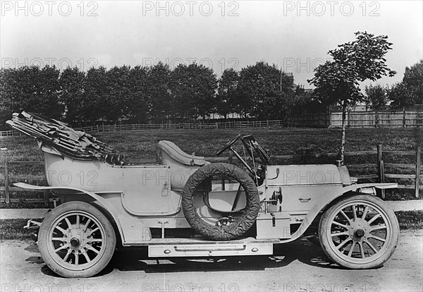 1909 Nagant - Hobson. Creator: Unknown.