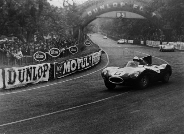 Jaguar D type, Bueb/Hawthorn 1955 Le Mans. Creator: Unknown.