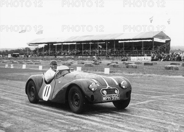 1952 Connaught L2 at Boreham. Creator: Unknown.