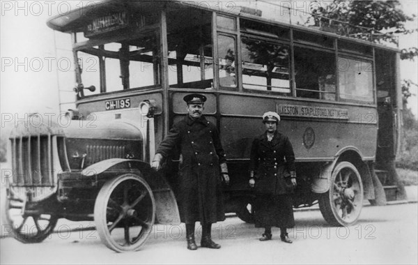 Tilling - Stevens TS3 petrol electric omnibus. Creator: Unknown.