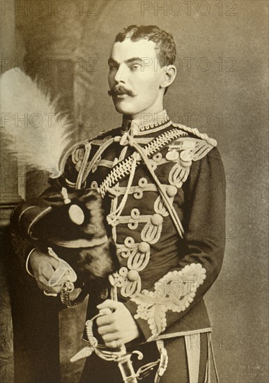 'Lieut.-Colonel The Earl of Airlie (12th Lancers)', 1901. Creator: Bassano Ltd.