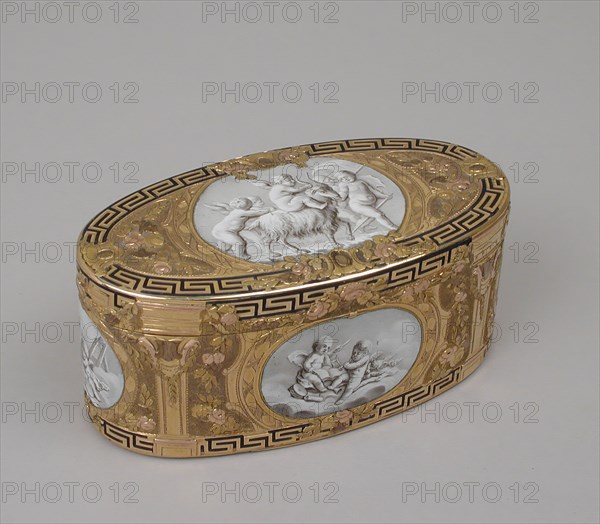 Snuffbox, ca. 1770-75. Creator: APC.