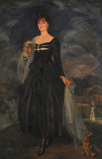 Portrait of señora S. W. de S. . Creator: Zuloaga y Zabaleto, Ignacio