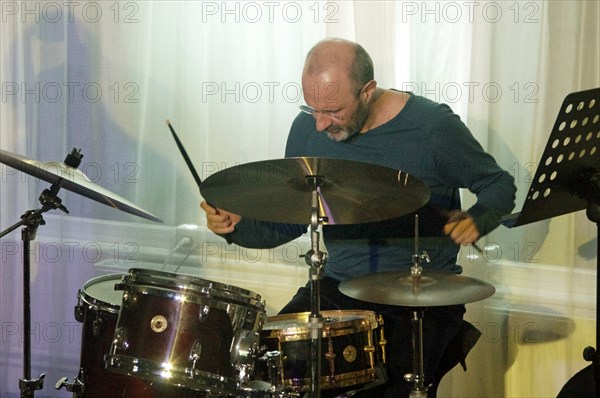 Jorge Rossy, Martin Speake's International Quartet, Watermill Jazz Club, Dorking, Surrey, 18 Feb 2020.