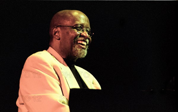 Junior Mance