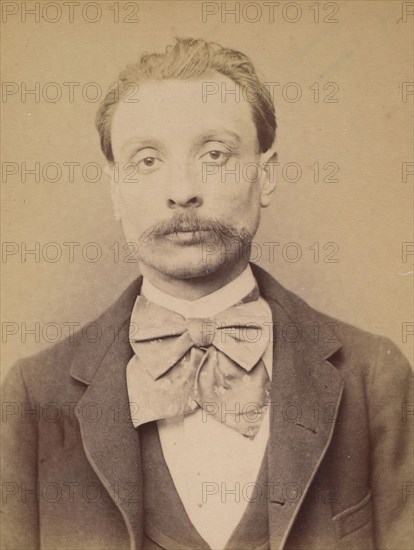 Mauroy. Alfred, édouard. 34 ans, né à Paris VIIe. Dessinateur. Anarchiste. 26/2/94., 1894.