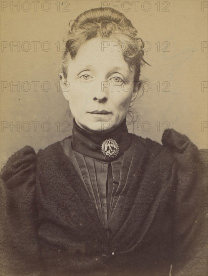 Loth. Clotilde, Caroline (femme Bossant). 43 ans, née à Valenciennes. Sans profession. Anarchiste. 27/4/94., 1894.