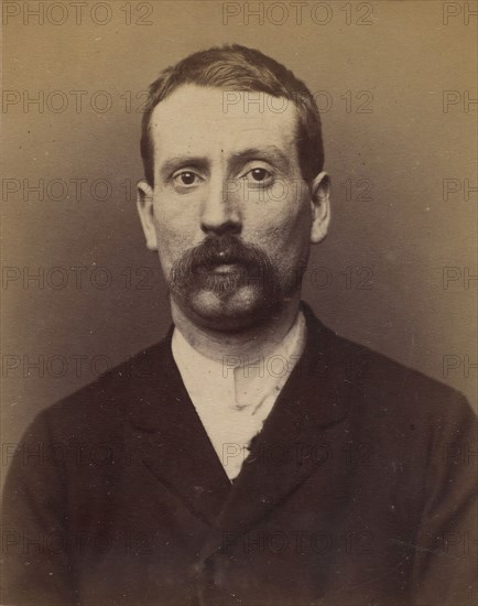Guénant. Louis, Désiré. 31 ans, né à Paris XVIIIe. Comptable. Anarchiste. 2/3/94., 1894.