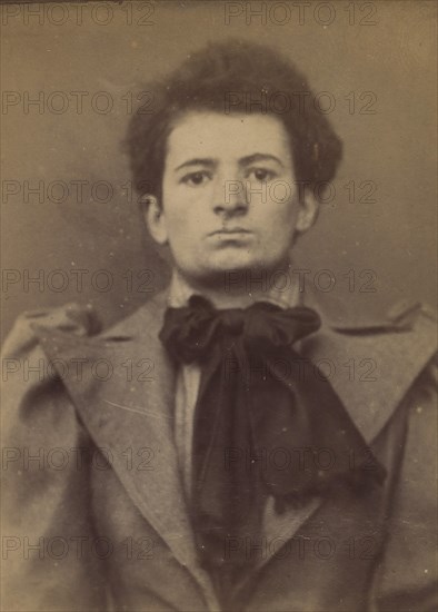 Adnet. Jeanne, Marie. Alphonsine (femme Quesnel). 22 ans, née à Argentan. Couturière. Anarchiste. 8/1/94., 1894.