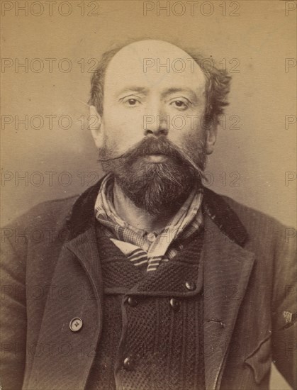 Guillemard. Isidore, François. 46 ans, né à St-Michel des Andaines (Orne). Menuisier. Anarchiste 28/2/94. , 1894.