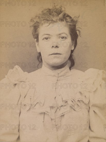 Cazal. Antoinette. 28 ans, née à Salgouz (Cantal). Couturière. Anarchiste. 28/2/94., 1894.