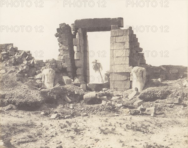 Karnak (Thèbes), Premier Pylône - Ruines de la Porte et des Colosses, Vues du Point E, 1851-52, printed 1853-54.