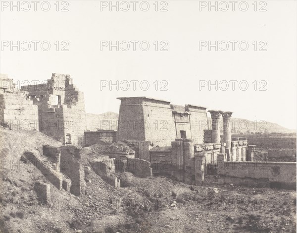 Médinet-Abou (Thèbes), Construction Antérieures - Vue Générale, 1851-52, printed 1853-54.