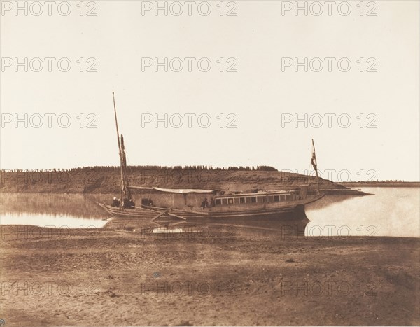 Louksor, Petit Bras du Nil - Barque de Voyageurs, 1851-52.