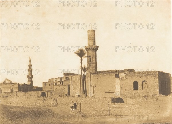 Vue d'une Mosquée ruinée près de Bab-Saïda, au Kaire, December 1849-January 1850.