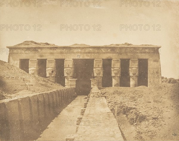Façade du Temple d'Athor à Dendérah (Tentyris), 1849-50.