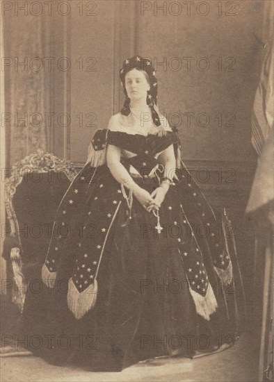 La Comtesse de Castiglione en Reine de la Nuit, 1863-67.