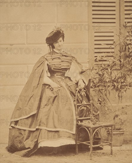 La robe de taffetas, 1860s.