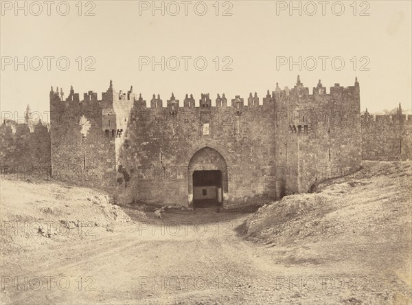 Jérusalem. Porte de Damas ou des colonnes (Bab-el-Ahmoud), 1860 or later.