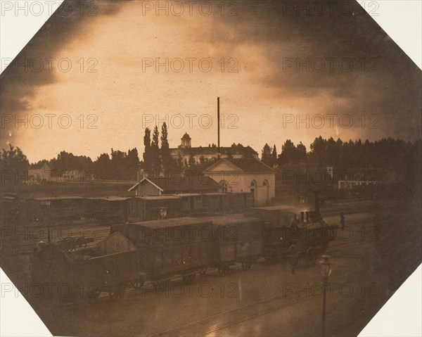 Station de Malines, Epreuve instantanée au passage d'un train au soleil couchant, 1854-56.