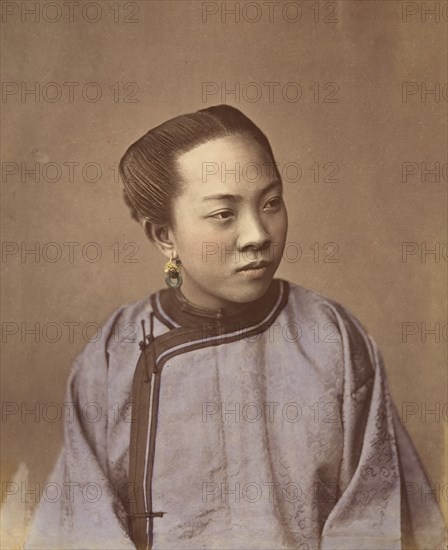Fille de Shanghai, 1870s.