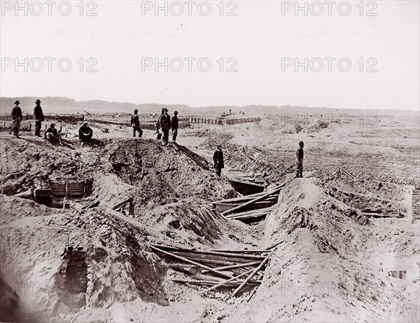 Fort Mahone, Petersburg, Virginia, 1864. Formerly attributed to Mathew B. Brady.