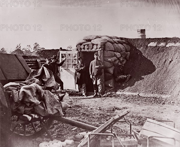 Fort Burnham, front of Petersburg, 1864. Formerly attributed to Mathew B. Brady.