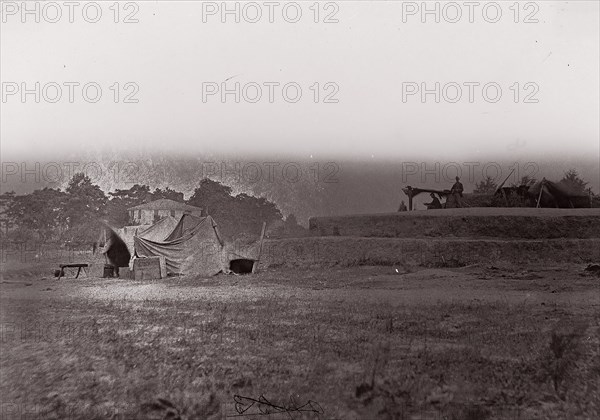 [Fortifications], 1861-65. Formerly attributed to Mathew B. Brady.