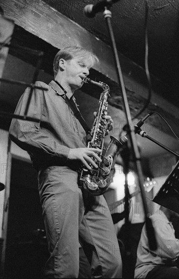 Matt Wates, Watermill Jazz Club, Dorking, Surrey, July 2001. Creator: Brian O'Connor.