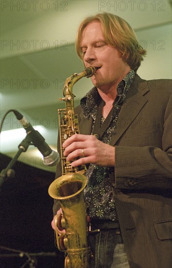 Matt Wates, Royal Festival Hall Foyer, London, Jan 2005. Creator: Brian O'Connor.