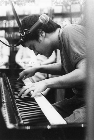 Jamie Cullum, Foyles Bookshop, London, 2003. Creator: Brian Foskett.