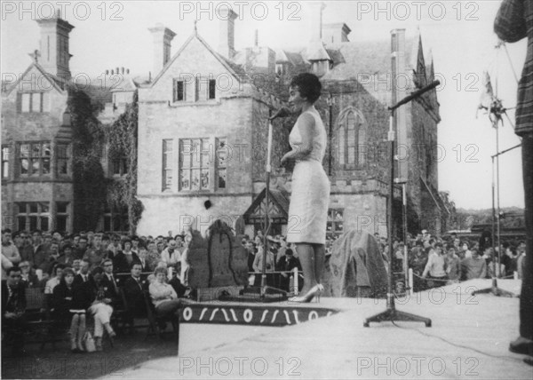 Anita O'Day, Beaulieu Jazz Festival, Hampshire, 1960.