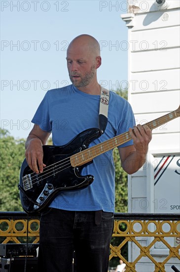 Spencer Brown, The Coalminers, Jazz on the Vine, Sevenoaks, Kent, 13 Sep 2020.