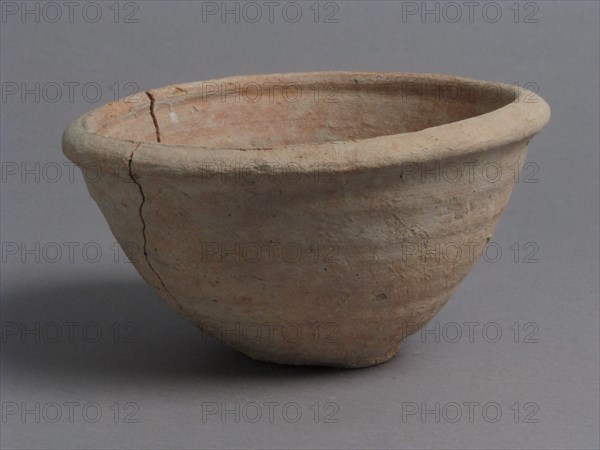 Bowl, Coptic, 4th-7th century.