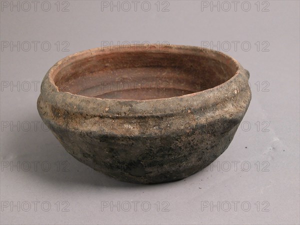 Bowl, Coptic, 4th-7th century.