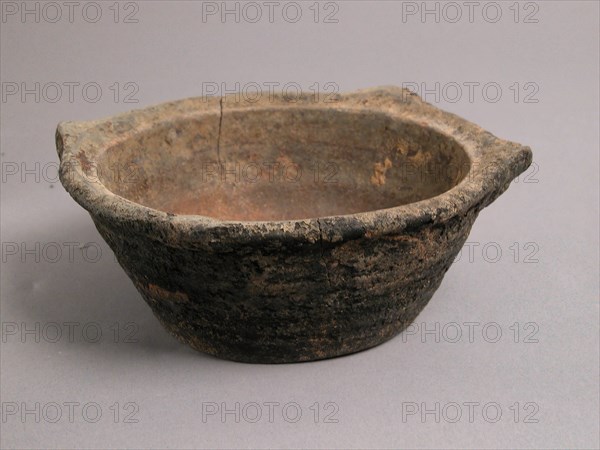 Bowl, Coptic, 4th-7th century.