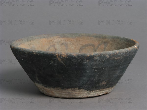 Bowl, Coptic, 4th-7th century.