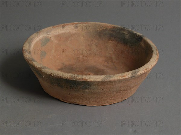 Bowl, Coptic, 4th-7th century.