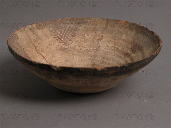 Bowl, Coptic, 4th-7th century.