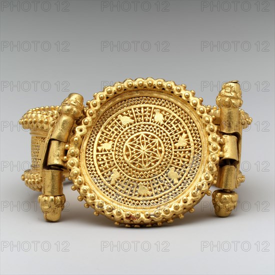 Bracelet (one of a pair), Byzantine, ca. 400.