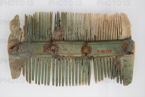 Double-Sided Comb, Frankish, 7th century.