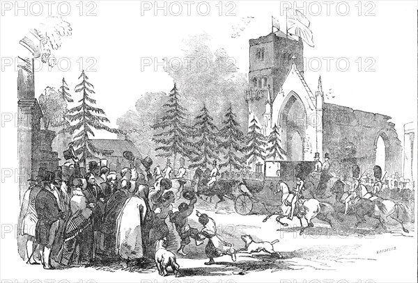 The Royal Party passing the triumphal arch