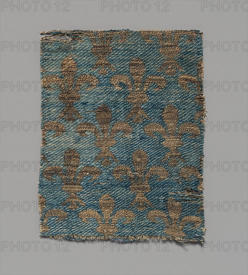 Textile with Brocade