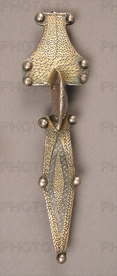 Bow Brooch