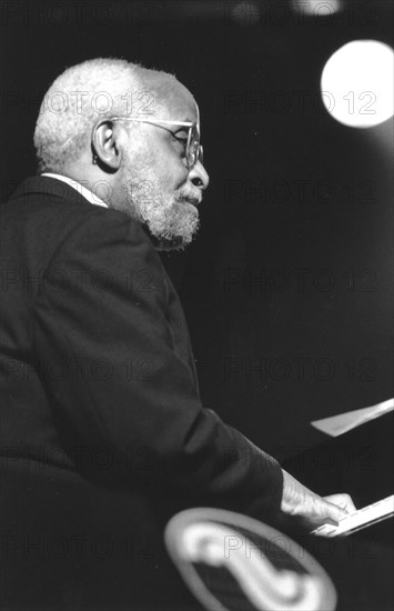 Junior Mance