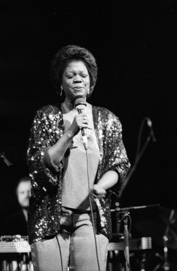 Ernestine Anderson, Philip Morris Jazz Festival, Dominion Theatre, London, Nov 1985.